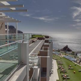 Luxury penthouse, panoramic sea view، فندق في موجان