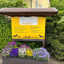 Pferdehof Thomayer, hotel u gradu Štrasvalhen