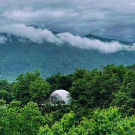 Elsesi Racha Glamping, Hotel in Ambrolauri