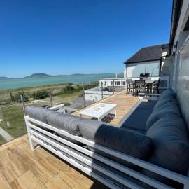 Fenyves Beach Apartman Delux