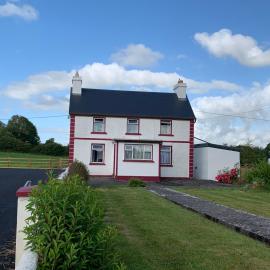 Family Farmhouse, hotel in Claregalway