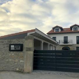 Apartamentos Pico de Langre, hotel en Langre