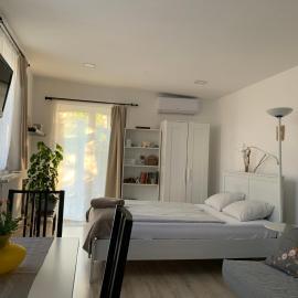 Piknik Studio, hotel v destinaci Fertörákos