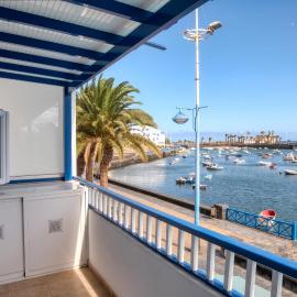 Casa Jolatero Ventana al Charco - By Lanzarote Vacation Homes, hotel i Arrecife