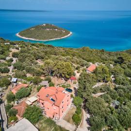 Apartments with parking space Cunski, Losinj - 7867, hotel di Cunski