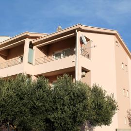 Apartments with parking space Podaca, Makarska - 15475, hotel in Podaca