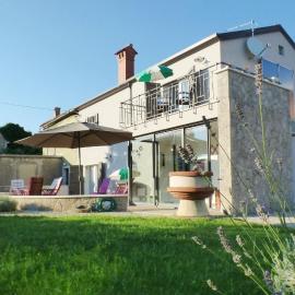 Vrh में, होटल Holiday house with a parking space Skrbcici, Krk - 16084