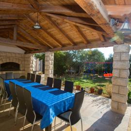 Apartments with parking space Barbat, Rab - 16245, hotel a Rab