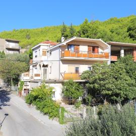 Apartments with parking space Dugi Rat, Omis - 15417