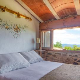 Apartamento duplex rural con chimenea y vistas panorámicas desde la cama