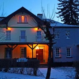 Willa Dunajec, hotel in Kudowa-Zdrój