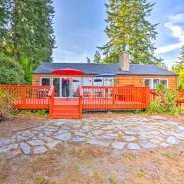 26 Mi to Mount Rainier, Game Room: Puyallup Oasis: Puyallup şehrinde bir otel