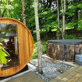 Serene 3-Bedroom Home with Dome, Hot Tub, Sauna、Hurleyvilleのホテル