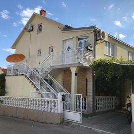 Apartments with parking space Rastici, Ciovo - 17276