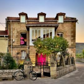 Casa Pepin, hotel i Polientes