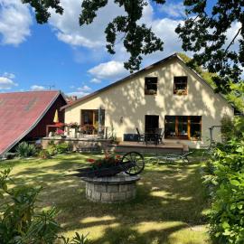 Apartmán v podhůří Jizerských hor, hotel a Železný Brod