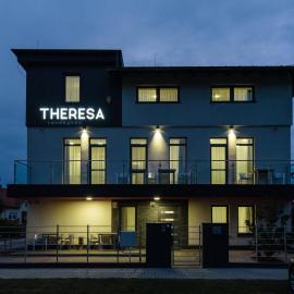 Theresa Vendégház, hotel a Kiskunmajsa