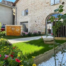 LA GRANGE DES FRANGINES, hotel a Saint-Amour