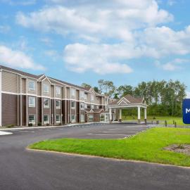 Microtel Inn & Suites by Wyndham Amsterdam NY, hotell i Amsterdam