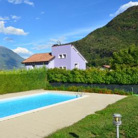 "Lake & Mountain" Summer House