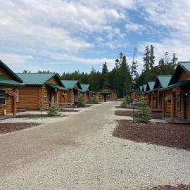 Cabin Village, hotel u gradu Ajland Park
