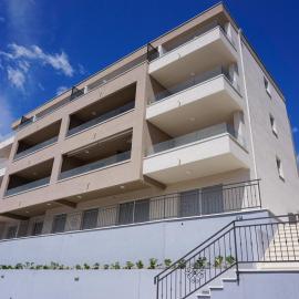 Apartments by the sea Tucepi, Makarska - 19548