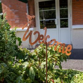 LOGIS - Hôtel Restaurant Du Canard, hotell sihtkohas Hangest-sur-Somme
