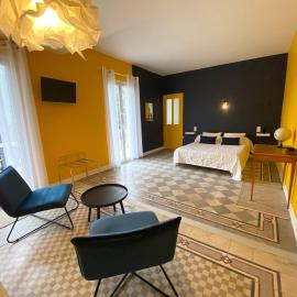 Les Terrasses, hotel en Montéglin