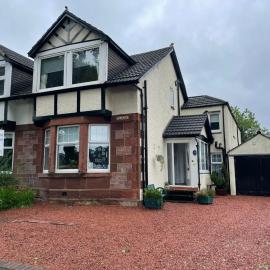 Gowanlea Guest House, hotel v mestu Balloch