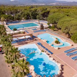 Camping Oasis Village, hotel in Puget-sur-Argens