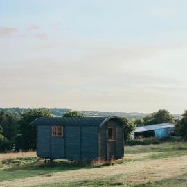 Stunning Shepherd's Hut Retreat North Devon, hotell sihtkohas Bideford