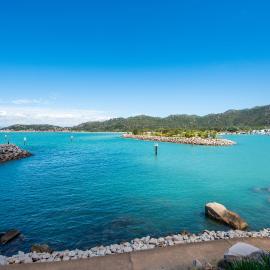 One Bright Point - Stunning Water Views