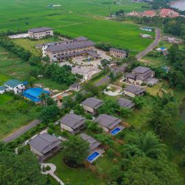 Soaltee Westend Resort Chitwan, hotel en Chitwan