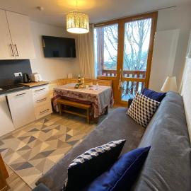 Signal 302 for 6 person, hotel u gradu Eme