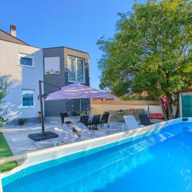 Apartment Buddy, hotell i Marčana
