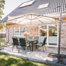 Modernes Neubau-Haus Lübeck - Garten, Terrasse, Parkplatz, hotel a Lübeck