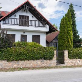 Luxury Traditional Villa