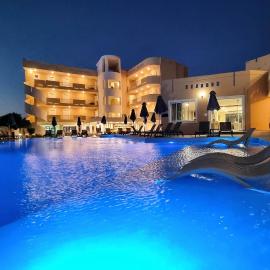 Sunny Bay Hotel, отель в городе Кисамос