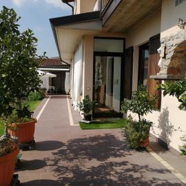 Ca' Pietra di Nonno Pietro, hotel i Gavardo