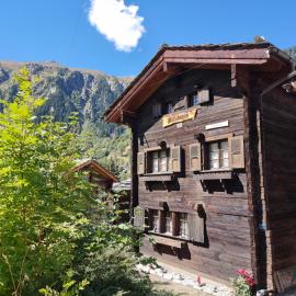Walliserhüs WH0, Hotel in Blatten bei Naters
