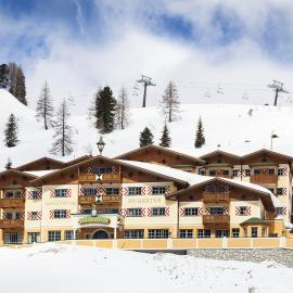 Hubertus Alpine Living, hotel in Obertauern