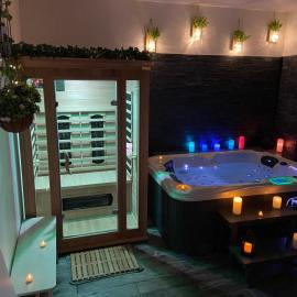 le tricosy jacuzzi et sauna privatif, hotel in Tricot