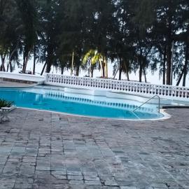 Pantai Puteri Kondominium, hotel in Kampong Bukit Darat