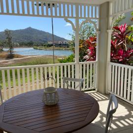 Lakeside Central Apartment, hotel di Townsville