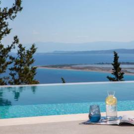 Ionion Theasis villa Kallisti, hotel a Tsoukaladhes