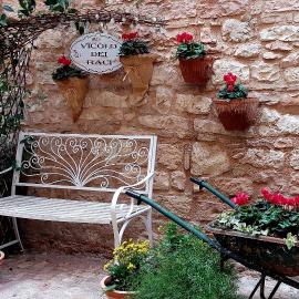 Nel vicolo dei Baci - Casa vacanze al Bacio, hotel en Spello