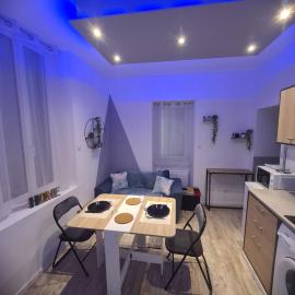 Très joli appartement 2 pièces, centre-ville, hotelli kohteessa Tuchan