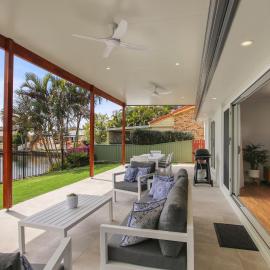 Lake House On Magellan 58 Ramsay Crescent
