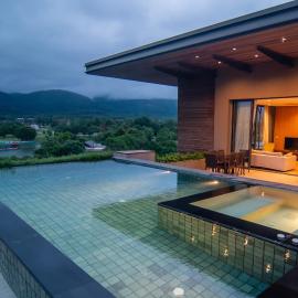 Khaoyai Luxury Pool Penthouse at ATTA, hotell i Pak Chong