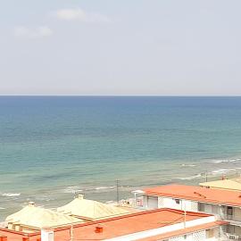 APARTAMENTO VISTAS AL MAR, 11 Planta, 50M PLAYA!!, hotelli kohteessa Miramar
